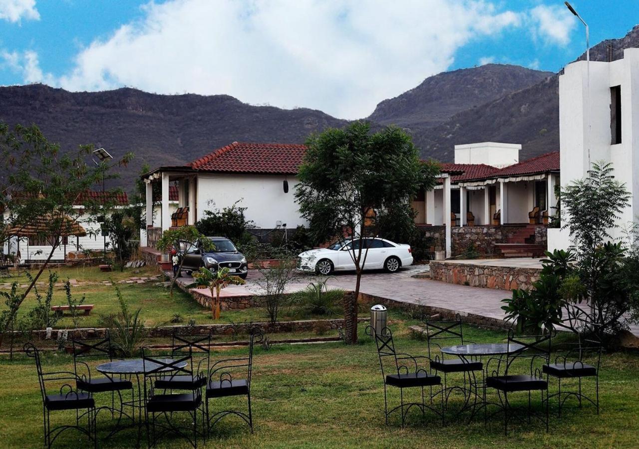 Bairāt Virat Resorts, Sariska Rajasthan מראה חיצוני תמונה