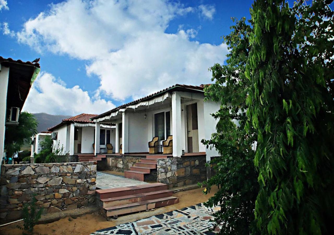 Bairāt Virat Resorts, Sariska Rajasthan מראה חיצוני תמונה